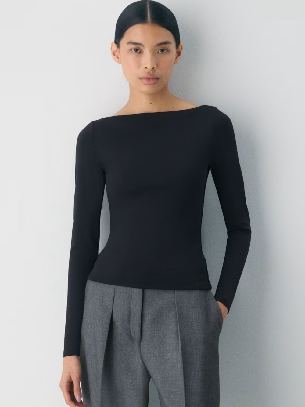 Aritzia Original Contour Boatneck Longsleeve Small NWT